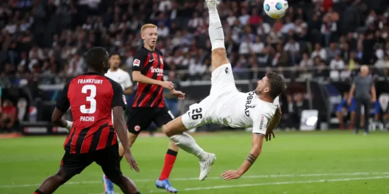 Nhận định tỷ số trận đấu Eintracht Frankfurt vs Freiburg ngày 15/1